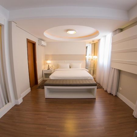 Hotel Princess Ponta Grossa  Buitenkant foto