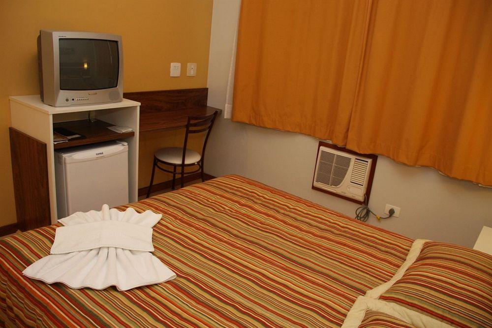 Hotel Princess Ponta Grossa  Buitenkant foto
