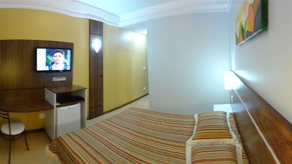 Hotel Princess Ponta Grossa  Buitenkant foto