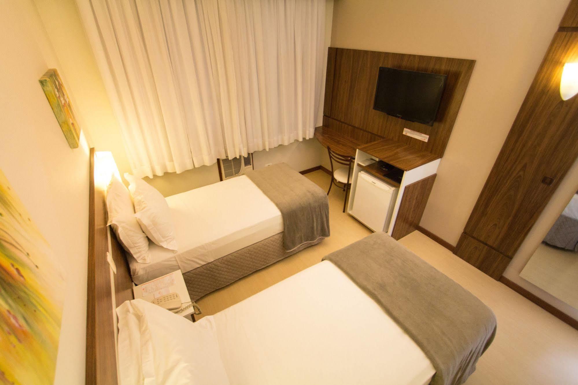 Hotel Princess Ponta Grossa  Buitenkant foto