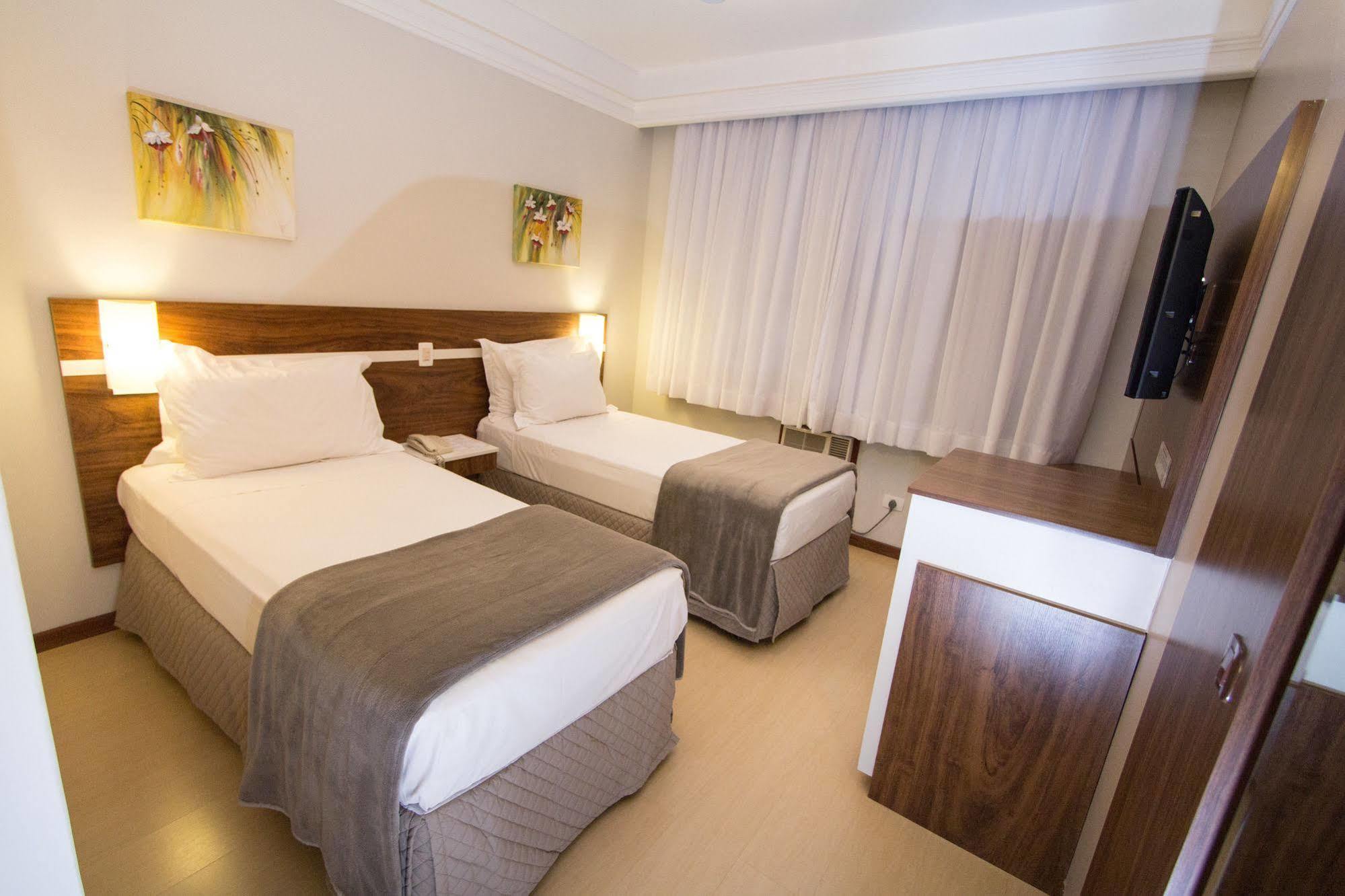 Hotel Princess Ponta Grossa  Buitenkant foto
