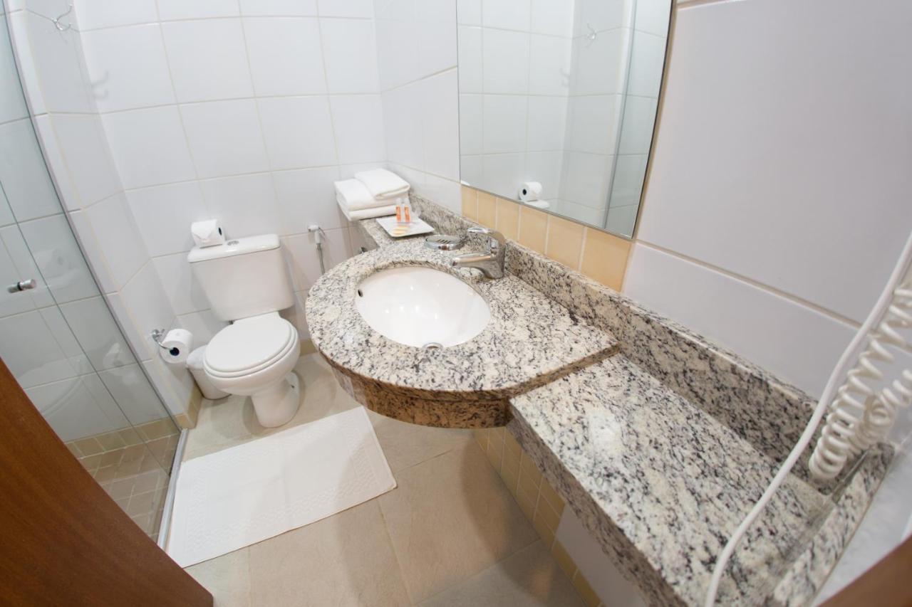 Hotel Princess Ponta Grossa  Buitenkant foto